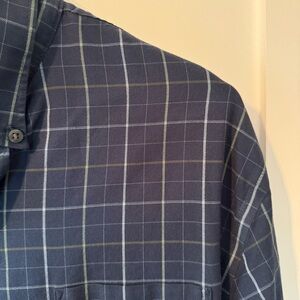 Pick any 4 of any $6 men’s button-down for $18!! 
Very lightly worn.